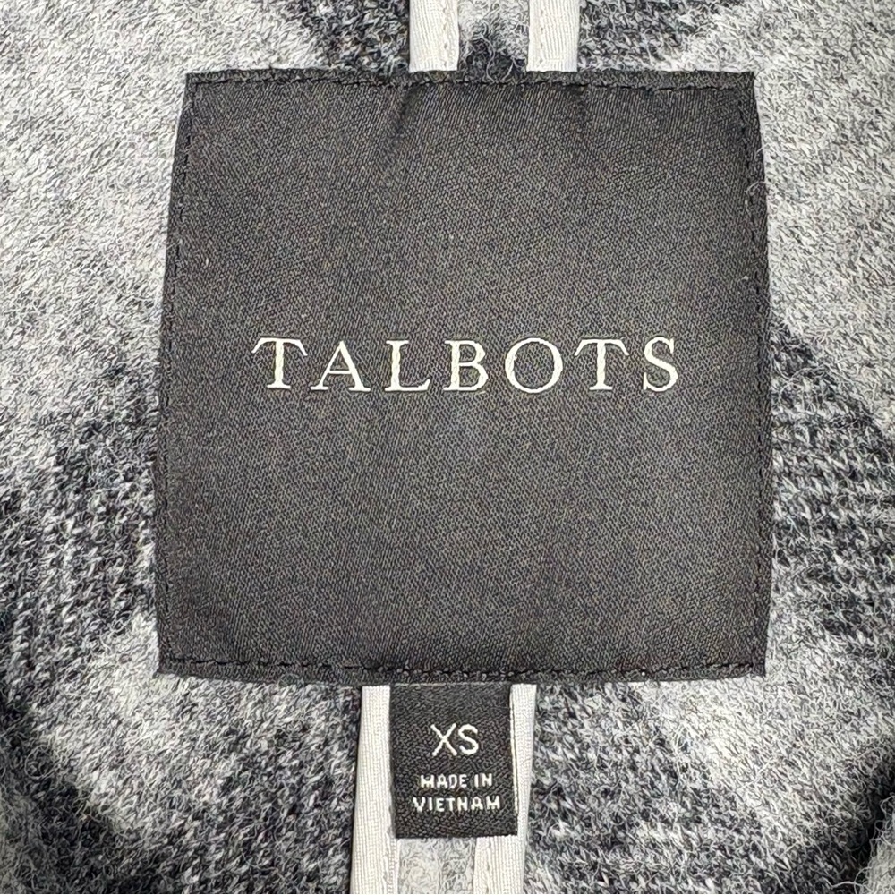 Talbots Wool Blend Gray Plaid Button Up Cape Poncho Coat XS Oversized - Picture 11 of 12